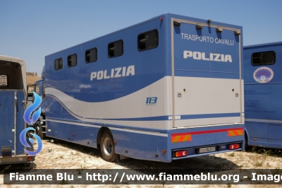 Iveco EuroCargo 160-280 IV serie
Polizia di Stato
Reparto a Cavallo
Allestimento Valli
POLIZIA M4317
Parole chiave: Iveco EuroCargo_160-280_IVserie POLIZIAM4317