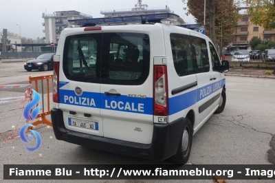 Fiat Scudo IV serie
Polizia Locale
Comune di Cassino (FR)
Codice automezzo: 02
YA 463 AD
Parole chiave: Fiat Scudo_IVserie