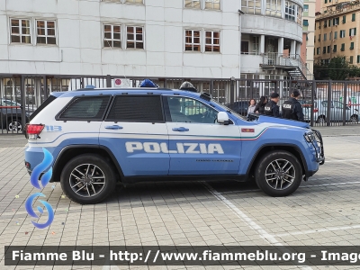 Jeep Grand Cherokee IV serie restyle
Polizia di Stato
Reparto Mobile
POLIZIA M4207
Parole chiave: Jeep Grand_Cherokee_IVserie_restyle POLIZIAM4207