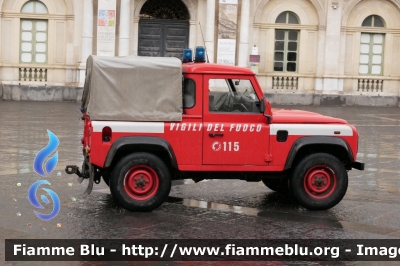 Land Rover Defender 90
Vigili del Fuoco
VF 24567
Parole chiave: Land-Rover Defender_90 VF24567