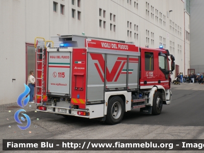 Iveco EuroCargo 120E25 IV serie
Vigili del Fuoco
Comando Provinciale di Brescia
Distaccamento di Salò
AutoPompaSerbatoio allestimento Magirus
VF 30703
Parole chiave: Iveco EuroCargo_120E25_IVserie VF30703