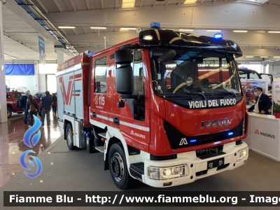  Iveco EuroCargo 120EL22 IV serie - New City 2020
Vigili del Fuoco
AutoPompaSerbatoio allestimento Magirus
In esposizione al Reas 2021

Parole chiave: Iveco EuroCargo_120EL22_IVserie