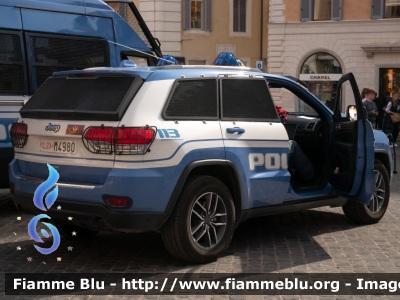 Jeep Grand Cherokee IV serie restyle
Polizia di Stato
Reparto Mobile
Decorazione Grafica Artlantis
POLIZIA M4980
Parole chiave: Jeep Grand_Cherokee_IVserie_restyle POLIZIAM4980