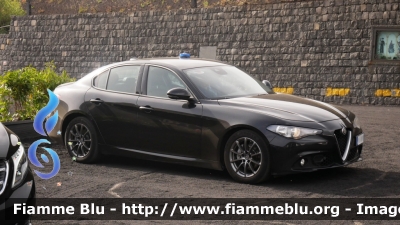 Alfa Romeo Nuova Giulia
Vettura utilizzata nelle Scorte

Parole chiave: alfa_romeo giulia carabinieri scorta sicilia etna