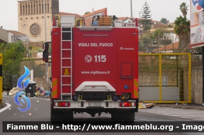 Iveco EuroCargo MaxiCity 180E30 III Serie
Vigili del Fuoco
Comando Provinciale di Catania
AutoPompaSerbatoio allestita Magirus
VF 29224
Parole chiave: Iveco EuroCargo MaxiCity 180E30 III Serie