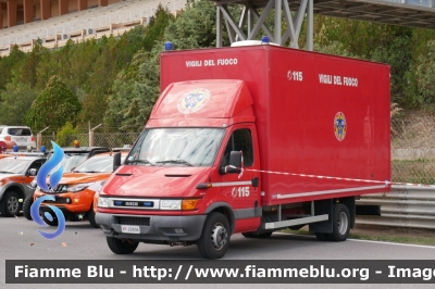 Iveco Daily III Serie
Vigili del Fuoco
Comando Provinciale di Enna
Allestimento Sperotto
Nucleo NBCR
VF 22858
Parole chiave: Iveco Daily III Serie