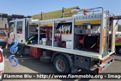 Iveco Eurocargo I serie
Protezione Civile Antincendio Biancavilla
Allestimento TAS s.r.l.
Parole chiave: Iveco Eurocargo I serie