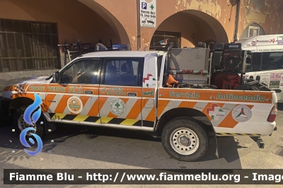 Mitsubishi L200 I serie
Pubblica Assistenza
Servizio Antincendio - Protezione Civile
Croce Verde Isola D'Elba (LI)
Parole chiave: Mitsubishi L200_Iserie Protezione_Civile Antincendio