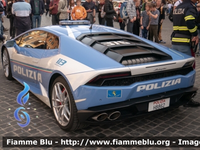 Lamborghini Huracan LP 610-4
Polizia Di Stato
Polizia Stradale
Allestimento Lamborghini
Decorazione Grafica Artlantis
POLIZIA H8862
Parole chiave: Lamborghini Huracan_LP 610-4 POLIZIAH8862