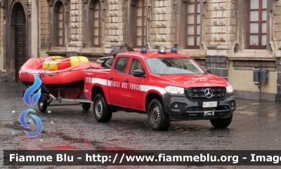 Mercedes-Benz Classe X
Vigili del Fuoco
Comando Provinciale di Brindisi
Allestimento Divitec
VF 29521
Parole chiave: Mercedes-Benz Classe_X