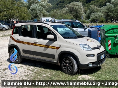 Fiat Nuova Panda 4x4 II serie
Guardiaparco
Parco Nazionale D’Abruzzo, Lazio e Molise
Servizio di Sorveglianza
Parole chiave: Fiat Nuova_Panda_4x4_IIserie