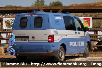 Volkswagen Transporter T6
Polizia di Stato
Unita' Cinofile
Allestimento BAI
POLIZIA M4417

Parole chiave: Volkswagen Transporter_T6 POLIZIAM4417