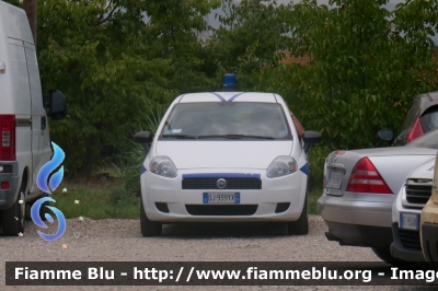 Fiat Grande Punto
Polizia Municipale
Comune di Valverde (CT) 
Parole chiave: Fiat Grande Punto