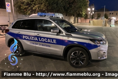 Suzuki Vitara IV serie
Polizia Locale 
Comune di Matera
YA 042 AE
Parole chiave: Suzuki Grand_Vitara