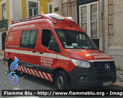 Mercedes-Benz Sprinter III serie restyle
Portugal - Portogallo
Regimento de Sapadores Bombeiros de Lisboa
Parole chiave: Ambulance Ambulanza