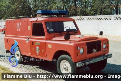 Land Rover/Santana
Portugal - Portogallo
Bombeiros Voluntários Evora
