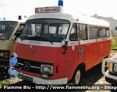 Mercedes-Benz 207
Portugal - Portogallo
Bombeiros Voluntários Oliveira do Hospital
Parole chiave: Ambulance Ambulanza