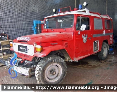 Toyota Land Cruiser
Portugal - Portogallo
Bombeiros Voluntários de Cuba
