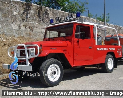 Toyota Land Cruiser
Portugal - Portogallo
Bombeiros Voluntários Pernes
