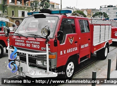 Toyota Dyna
Portugal - Portogallo
Bombeiros Voluntários Areosa-Rio Tinto
