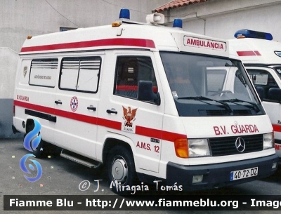 Mercedes-Benz 100D
Portugal - Portogallo
Bombeiros Voluntários da Guarda
Parole chiave: Ambulance Ambulanza