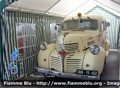 Dodge 1947
Portugal - Portogallo
Bombeiros Voluntários Valadares (Vila Nova de Gaia)
Parole chiave: Ambulanza Ambulance