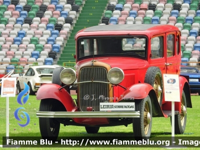 Ford 1942
Portugal - Portogallo
Bombeiros Voluntários Leiria
