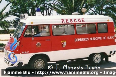 Mercedes-Benz 207
Portugal - Portogallo
Bombeiros Municipais Olhão
