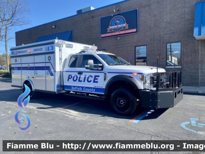 Ford F-550
United States of America - Stati Uniti d'America
Suffolk Co NY Police
