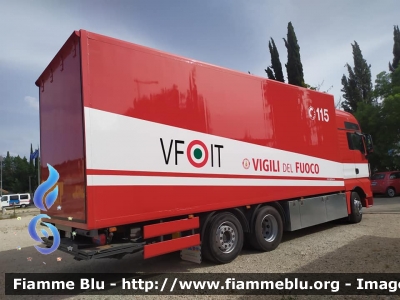 Man TGX 26.480 I serie
Vigili del Fuoco
Comando Provinciale di L'Aquila
Nucleo SAPR
VF 29996
Parole chiave: Man TGX_26.480_Iserie VF29996