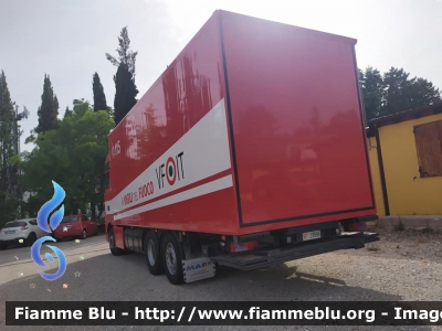 Man TGX 26.480 I serie
Vigili del Fuoco
Comando Provinciale di L'Aquila
Nucleo SAPR
VF 29996
Parole chiave: Man TGX_26.480_Iserie VF29996