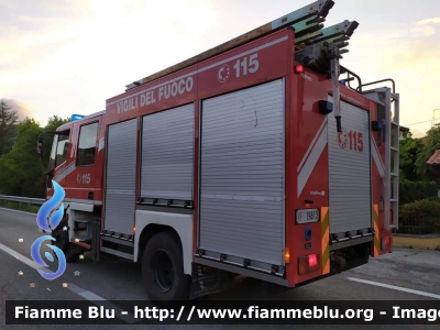 Iveco CityEuroFire 100E21 I serie
Vigili del Fuoco
Comando Provinciale dell'Aquila
AutoPompaSerbatoio allestimento Iveco-Magirus
Ricondizionata Fortini
VF 19813
