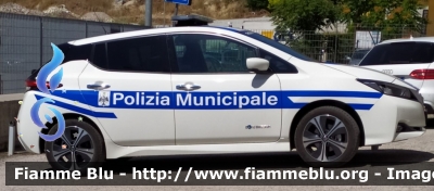 Nissan Leaf 
Polizia Locale L'Aquila
Allestimento Oriente S.P.A.

Parole chiave: Nissan Leaf