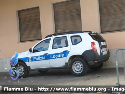 Dacia Duster
Polizia Locale
Comune di Rocca di Mezzo
YA 265 AD

