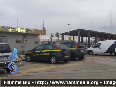 Fiat Grande Punto
Guardia di Finanza
Reparto Operativo Aereonavale
GdiF 832 BG
Parole chiave: Fiat Grande_Punto GdiF832BG