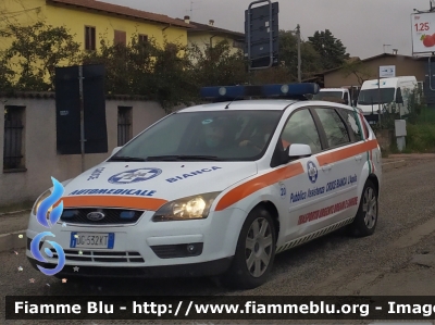 Ford Focus II serie
Croce Bianca L'Aquila
Automedica
Trasporto Urgente Organi e Sangue 
Automezzo 20
