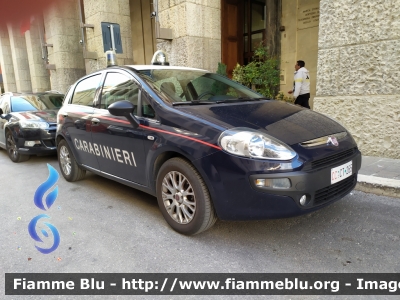 Fiat Punto Evo
Carbinieri
Comando Carabinieri banca d’Italia
CC CT 265
