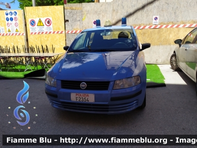 Fiat Stilo II serie
Polizia di Stato
Questura de L'Aquila
POLIZIA F2354
