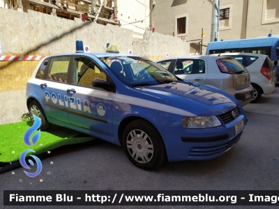 Fiat Stilo II serie
Polizia di Stato
Questura de L'Aquila
POLIZIA F2354
