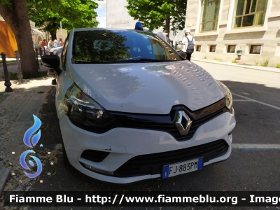 Renault Clio
Protezione Civile Comune de L'Aquila
