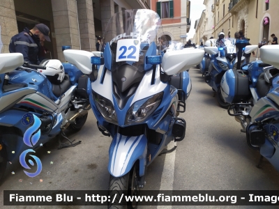 Yamaha FJR 1300 II serie
Polizia di Stato
Polizia Stradale
Allestimento Elevox
POLIZIA G3089
in scorta al Giro d'Italia 2021
Moto "22"
