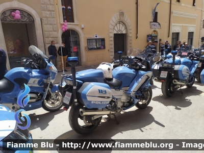 Yamaha FJR 1300 II serie
Polizia di Stato
Polizia Stradale
Allestimento Elevox
POLIZIA G3109
in scorta al Giro d'Italia 2021
Moto "0"
