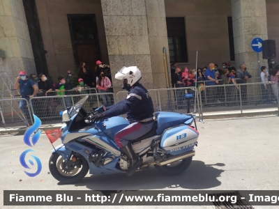 Yamaha FJR 1300 II serie
Polizia di Stato
Polizia Stradale
Allestimento Elevox
POLIZIA G3097
In Scorta al giro d’Italia
Moto “Rossa”
