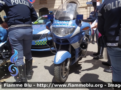 Bmw R850RT II serie 
Polizia di stato
Polizia Stradale
POLIZIA D1922
