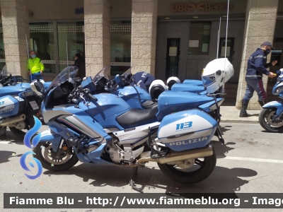 Yamaha FJR 1300 II serie
Polizia di Stato
Polizia Stradale
Allestimento Elevox
POLIZIA G3093
In Scorta al giro d’Italia 2021
Moto “17”
