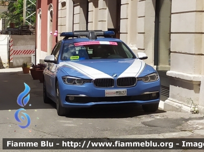 Bmw 318 Touring F31 III Restyle
Polizia di Stato
Polizia Stradale
Allestimento Focaccia
Decorazione Grafica Artlantis
POLIZIA M3627
in scorta al Giro d'Italia 2021
