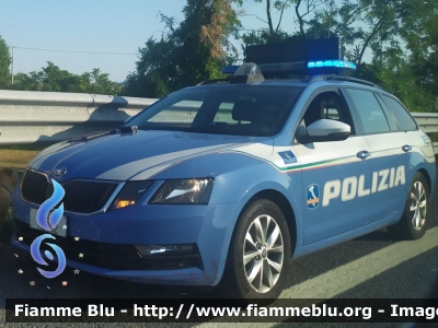 Skoda Octavia Wagon V serie 
Polizia di Stato
Polizia Autostradale in servizio sulla rete Autostrade per l'Italia SPA
Allestimento Focaccia
Decorazione Grafica Artlantis
POLIZIA M2902
Parole chiave: Skoda Octavia_Wagon_Vserie POLIZIAM2902