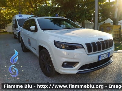 Jeep Cherokee
Regione Abruzzo
Protezione Civile
Parole chiave: Jeep Cherokee