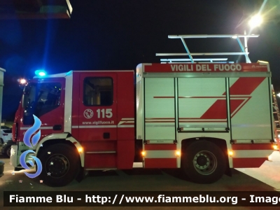 Iveco EuroCargo Maxicity 180E30 IV serie
Vigili del Fuoco
Comando Provinciale di Teramo
Distaccamento di Nereto (TE)
AutoPompaSerbatoio allestimento Magirus
VF 30220
Parole chiave: Iveco EuroCargo_Maxicity_180E30_IVserie VF30220