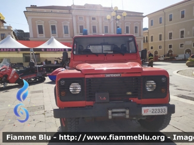 Land Rover Defender 90
Vigili del Fuoco
Comando Provinciale di L'Aquila
VF 22333
Parole chiave: Land-Rover Defender_90 VF22333